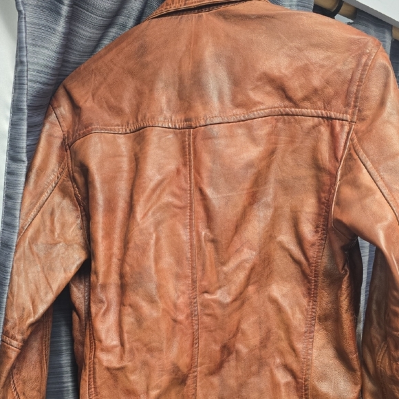 Men's Tan Leather Shirt Jacket - Picture 4 of 4